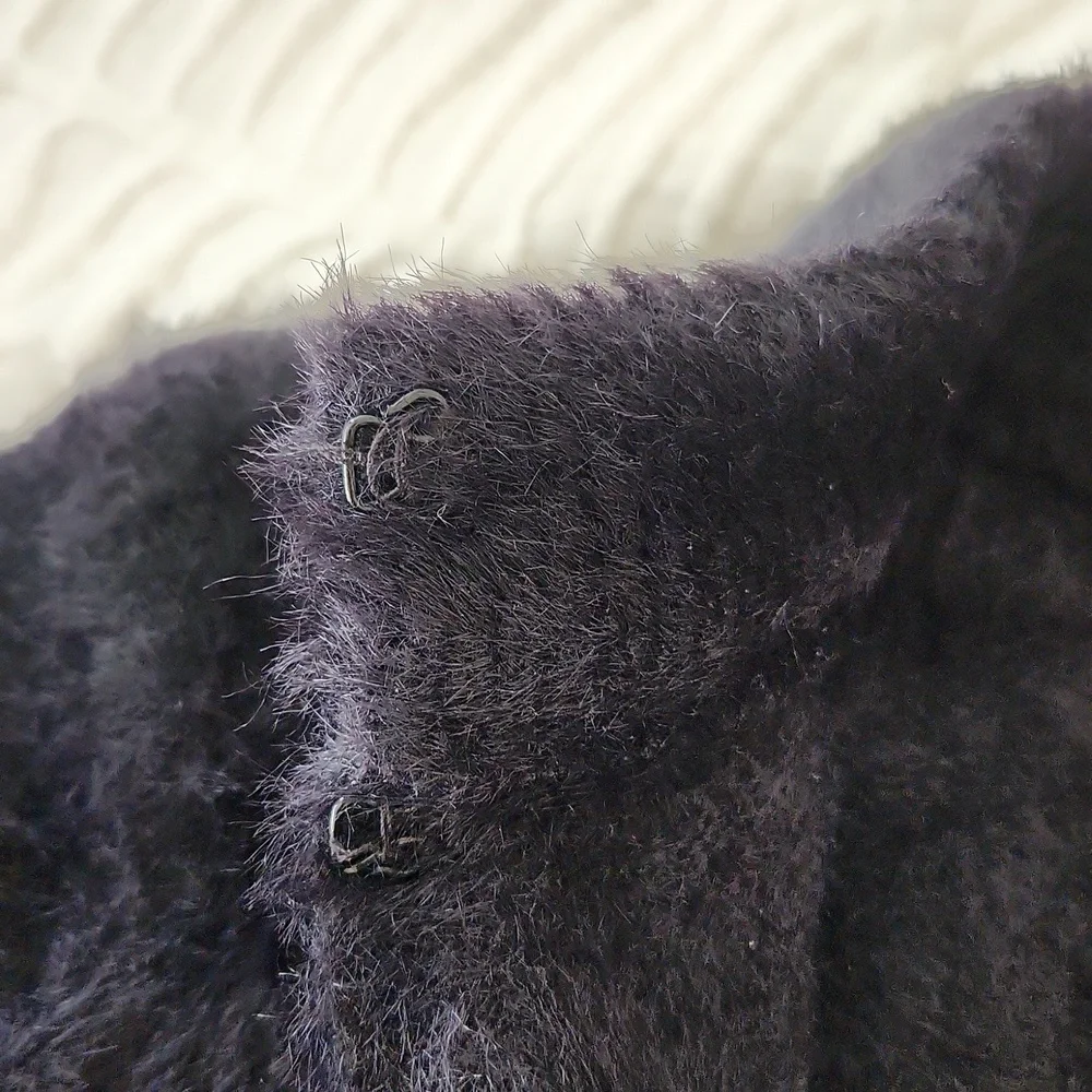 Zara Girls Black Fur Sweater - Picture 4 of 4